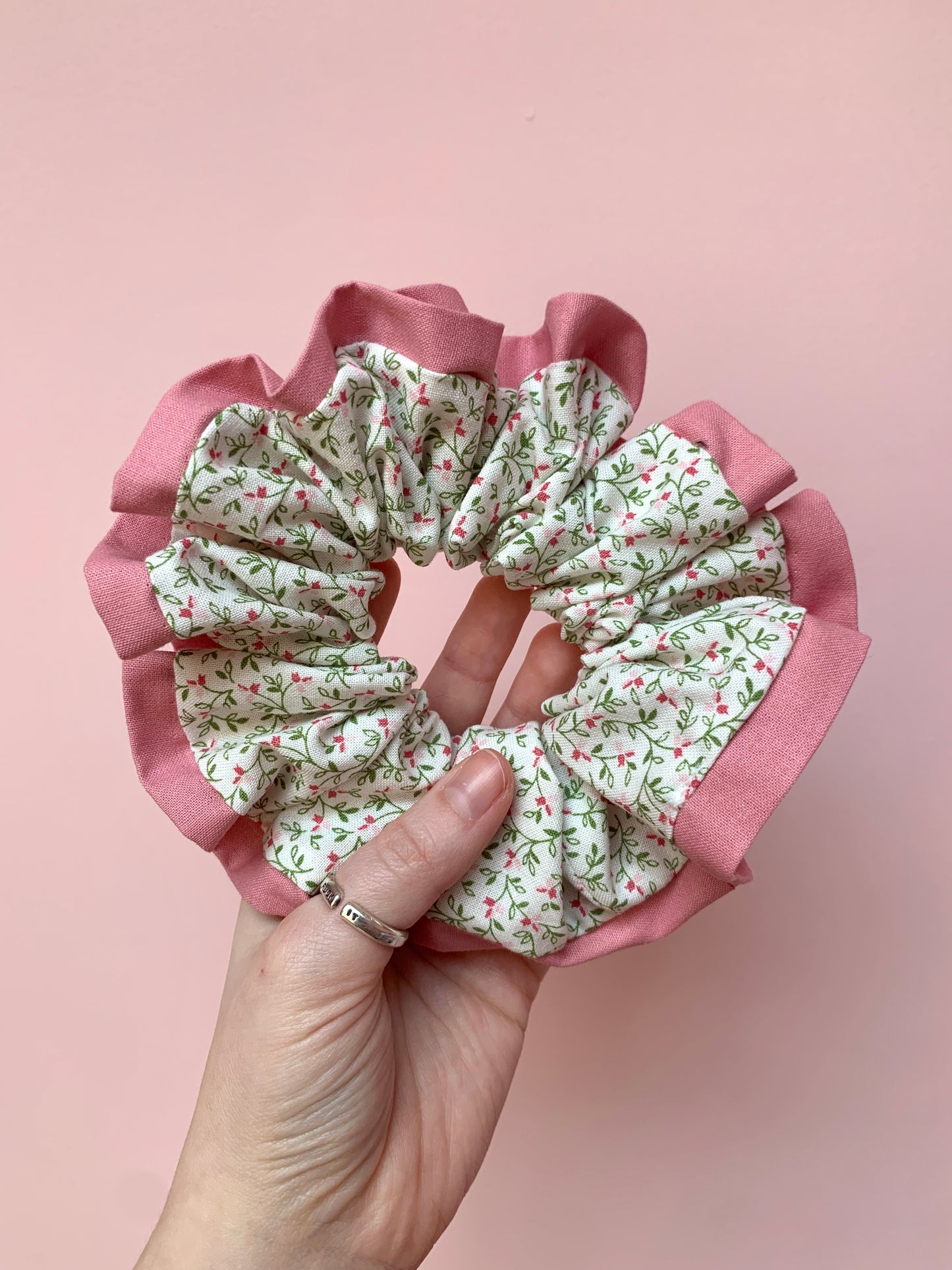 Green & White Floral | Trimmed Scrunchie