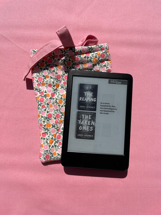Ditsy Floral Kindle Sleeve