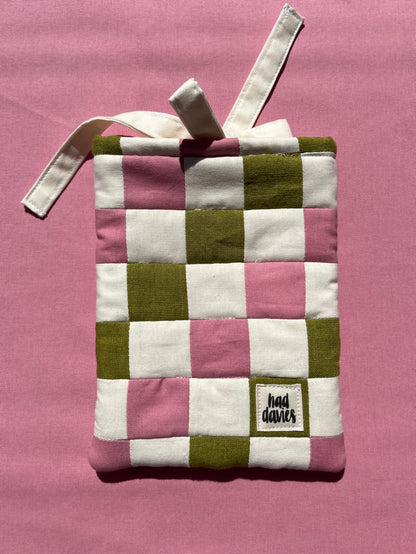 Pink, Green & Cream Checkerboard Patchwork Kindle Sleeve