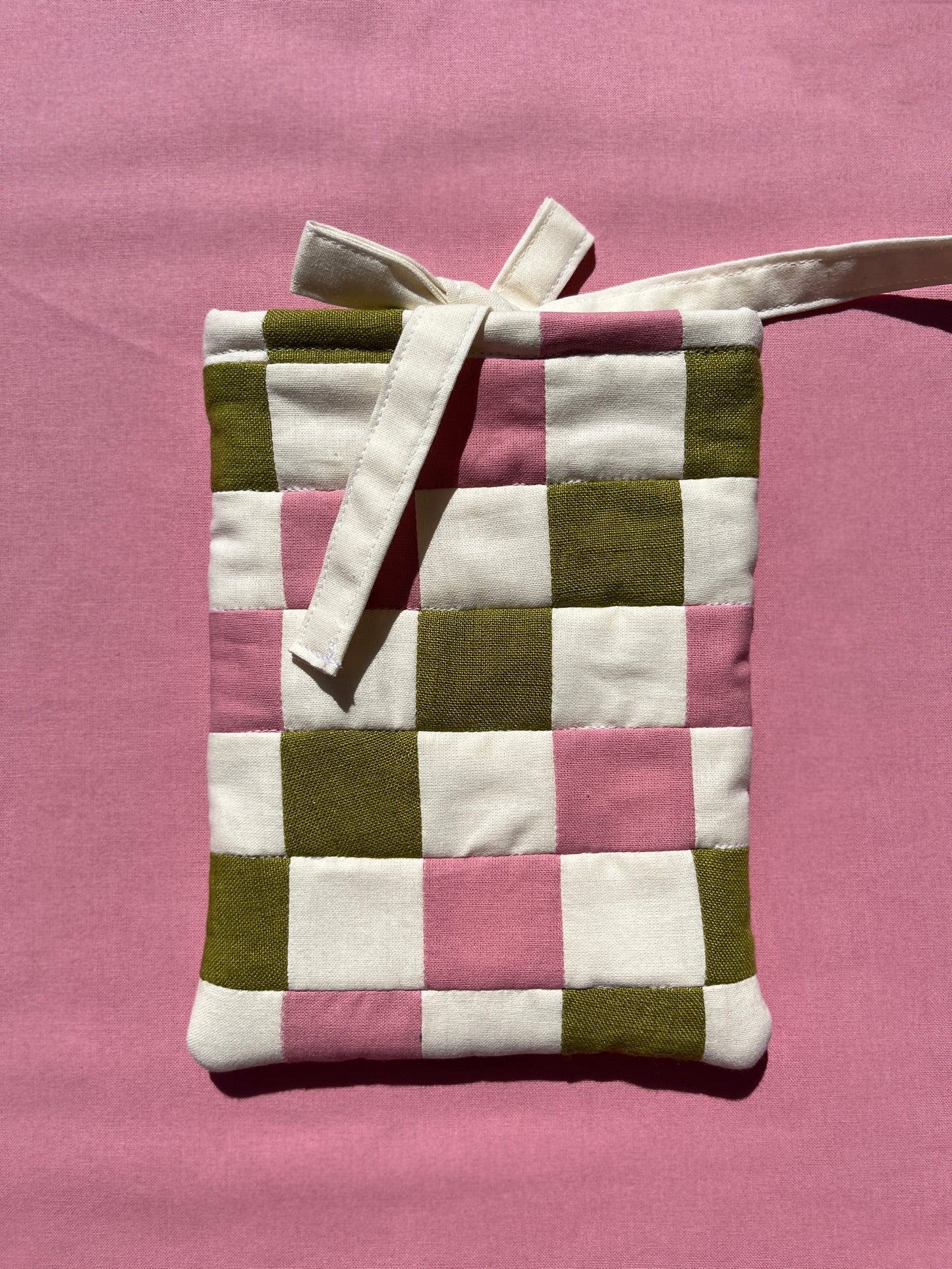 Pink, Green & Cream Checkerboard Patchwork Kindle Sleeve
