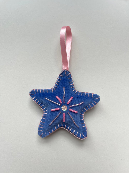 Christmas Star Beaded Decoration 01