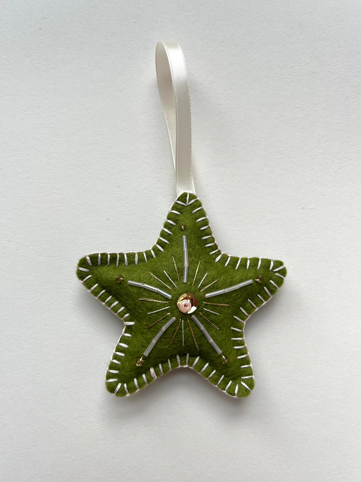 Christmas Star Beaded Decoration 04