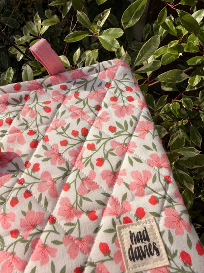 Strawberry Floral Kindle Sleeve | SAMPLE SALE